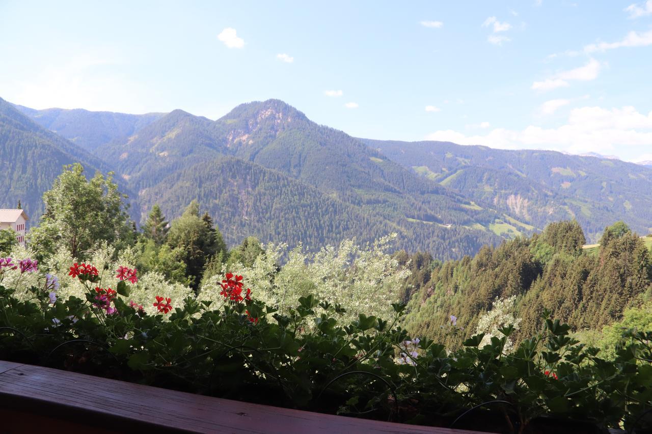 Pension Bichlgeiger Anras Exterior photo